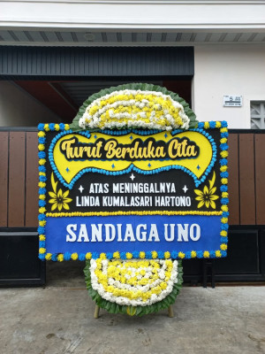 Papan Bunga Duka di Hantakan